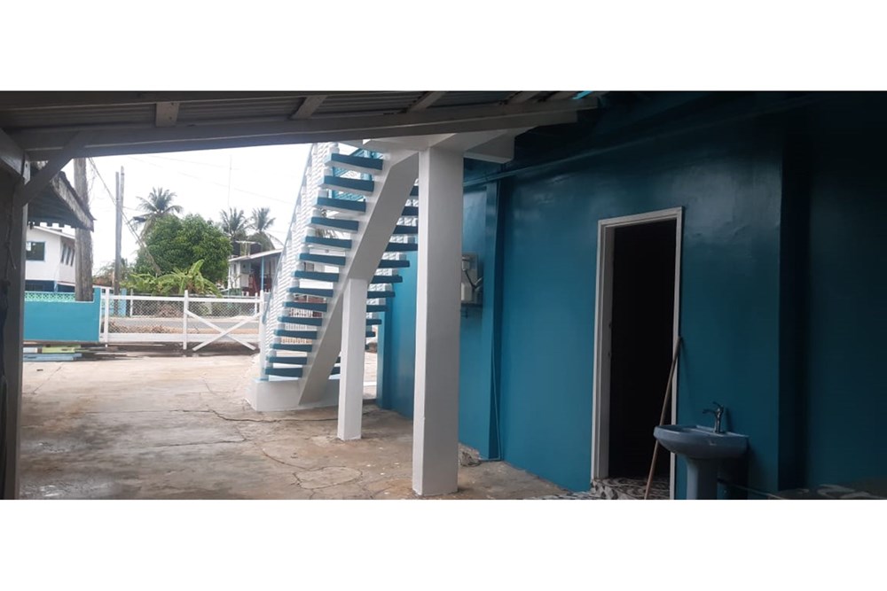 House - For Sale - Guyana, Mahaica-Berbice, Novar - WhatsApp Image 2023-04-17 at 19.25.46.jpg - 130002009-32