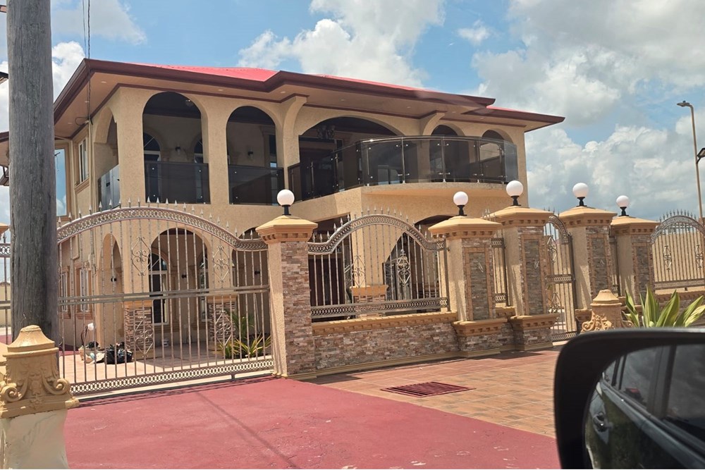 House of Character - For Rent/Lease - Guyana, Demerara-Mahaica, Covent Garden - WhatsApp Image 2025-01-22 at 5.59.09 PM (3).jpeg - 130002018-135