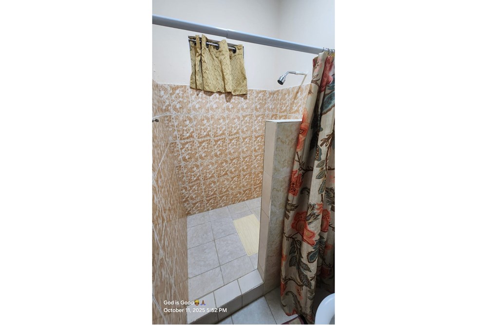 House of Character - For Rent/Lease - Guyana, Demerara-Mahaica, Providence - WhatsApp Image 2025-10-27 at 5.25.52 PM (1).jpeg - 130002034-30