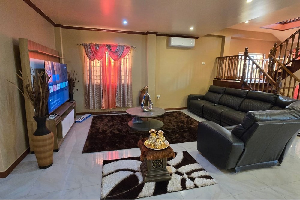 House of Character - For Rent/Lease - Guyana, Demerara-Mahaica, Covent Garden - WhatsApp Image 2025-01-22 at 5.59.10 PM (1).jpeg - 130002018-135