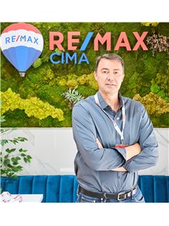 Jorge Carvajal Ballestero - RE/MAX CIMA