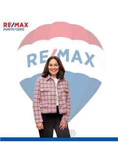 Lucía Cortés Martínez - RE/MAX JUMBO PUNTO CERO