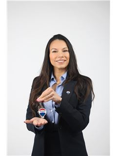 Lissette America Santana Casquete - RE/MAX EXPERIENCE