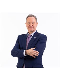 Álvaro Uzquiano - RE/MAX URBE