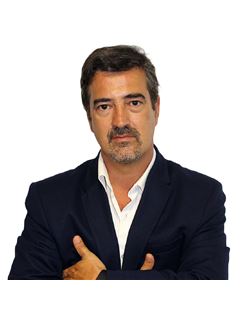 Roberto Sanchez Berges - RE/MAX INFINITY