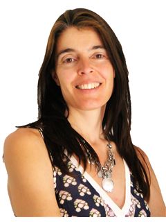 Carolina Costantino - RE/MAX PROPERTIES