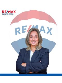María de las Mercedes Valverde Sobrino - RE/MAX JUMBO PUNTO CERO