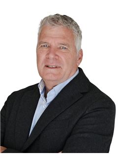 Julián Barceló Alberto - RE/MAX PROPERTIES