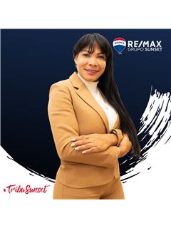 Fidelina Jiménez del León - RE/MAX SUNSET
