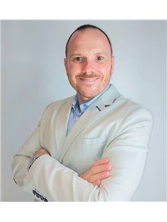 Ángel Martin-Portugués Salgado - RE/MAX PROPERTIES