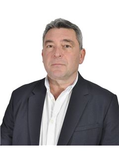 Miguel Díaz Tenor - RE/MAX PROPERTIES