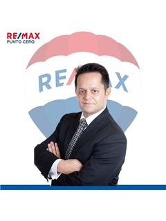 Bernar Jiménez Sánchez - RE/MAX JUMBO PUNTO CERO