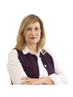 Antonia Vazquez Rodriguez - RE/MAX INFINITY