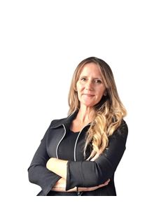 Laura Heye - RE/MAX URBE II
