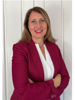 Rosa Burgos Rodríguez - RE/MAX PROPERTIES