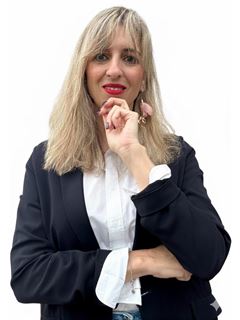Susana Cristiá Corrales - RE/MAX PROPERTIES