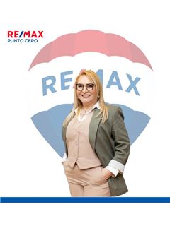 Eliza Román Villamayor - RE/MAX JUMBO PUNTO CERO