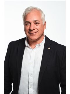 David Bustamante Prados - RE/MAX TRUE