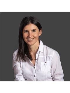 Mihaela Plesa - RE/MAX URBE