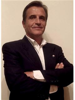 Jose Gabriel Moreno Saez - RE/MAX PROPERTIES