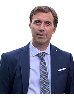 VICENTE MATEOS ALVAREZ - RE/MAX PROPERTIES