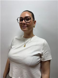 ALEXANDRA SMITH PÉREZ - RE/MAX PLAZA