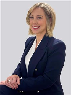 Sara Monrabal López - RE/MAX PLAZA