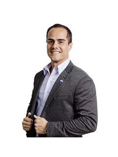 Javier Camacho Silva - RE/MAX URBE