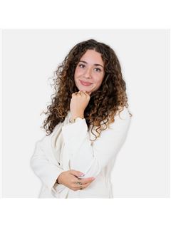 Luna Koopman - RE/MAX MAGIC
