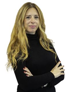 Aroa De Pedro Cuervo - RE/MAX VETUSTA