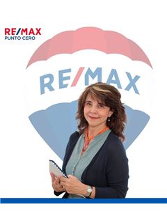 Rosa María Frías Reina - RE/MAX JUMBO PUNTO CERO