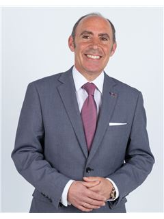 Ángel Casado Medina - RE/MAX URBE