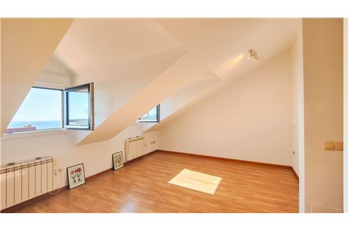 Residential - Condo/Apartment - San Lorenzo de El Escorial, Madrid, Madrid - SP