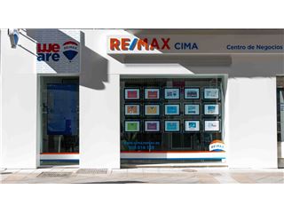 Office of RE/MAX CIMA - Son Granada