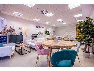 Office of RE/MAX CENIT - Sevilleja de la Jara