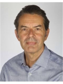 Xilouris Harris - RE/MAX Elite