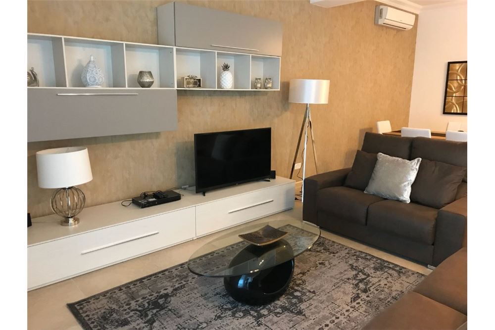 Apartment For Rent To Let 3 Bedrooms Located At Fort Cambridge Sliema And St Julians Surroundings Malta