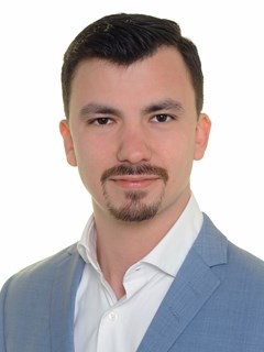 Gabriel Arellano - RE/MAX - Partners