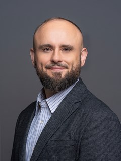 Licensed Assistant - Krystian Krystkowiak - RE/MAX - Authentic