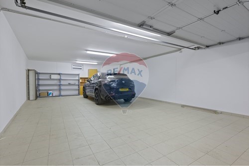 A vendre-Garage-Bonnevoie,  Luxembourg-280221045-47