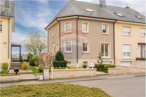 For Sale-Detached house/villa-Strassen-280331028-7