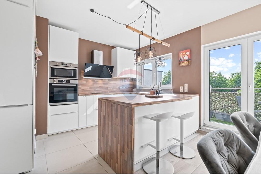 Appartement - A vendre - Esch-Sur-Alzette - DSC05756.jpg - 280221042-48