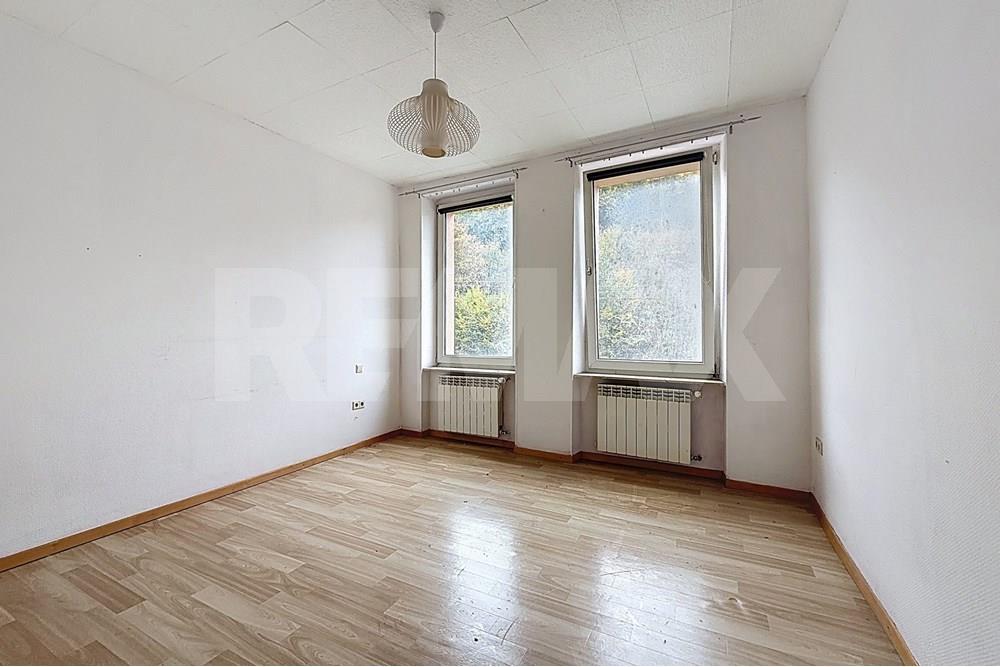 Whole apartment building - For Sale - Tétange - Chambre1.jpg - 280371001-39