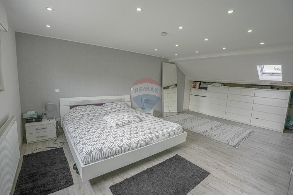 Maison - A vendre - Esch-Sur-Alzette - Photo 17-10-2025 12 28 57.jpg - 280221046-10