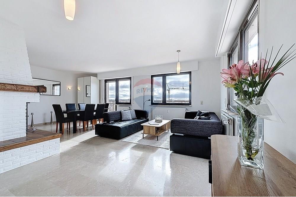 Penthouse - A vendre - Luxembourg - Living1.jpg - 280371001-11