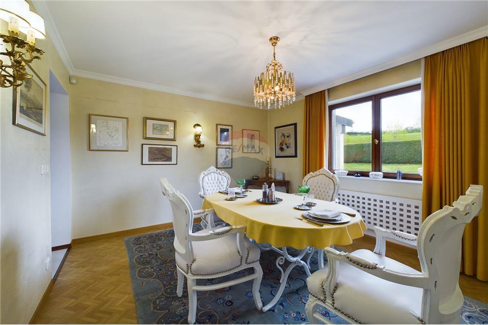 Maison - A vendre - Untereisenbach - RE/MAX Premium, vous propose cette belle demeure à vendre à Obereisenbach  - 280071126-31