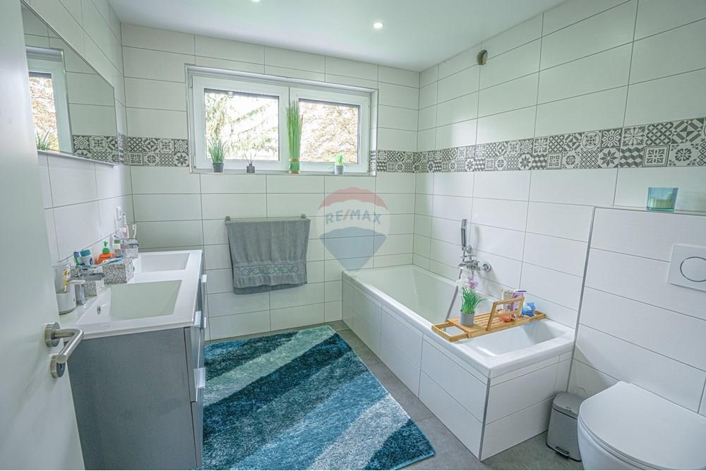 Maison - A vendre - Esch-Sur-Alzette - Photo 17-10-2025 12 23 36.jpg - 280221046-10