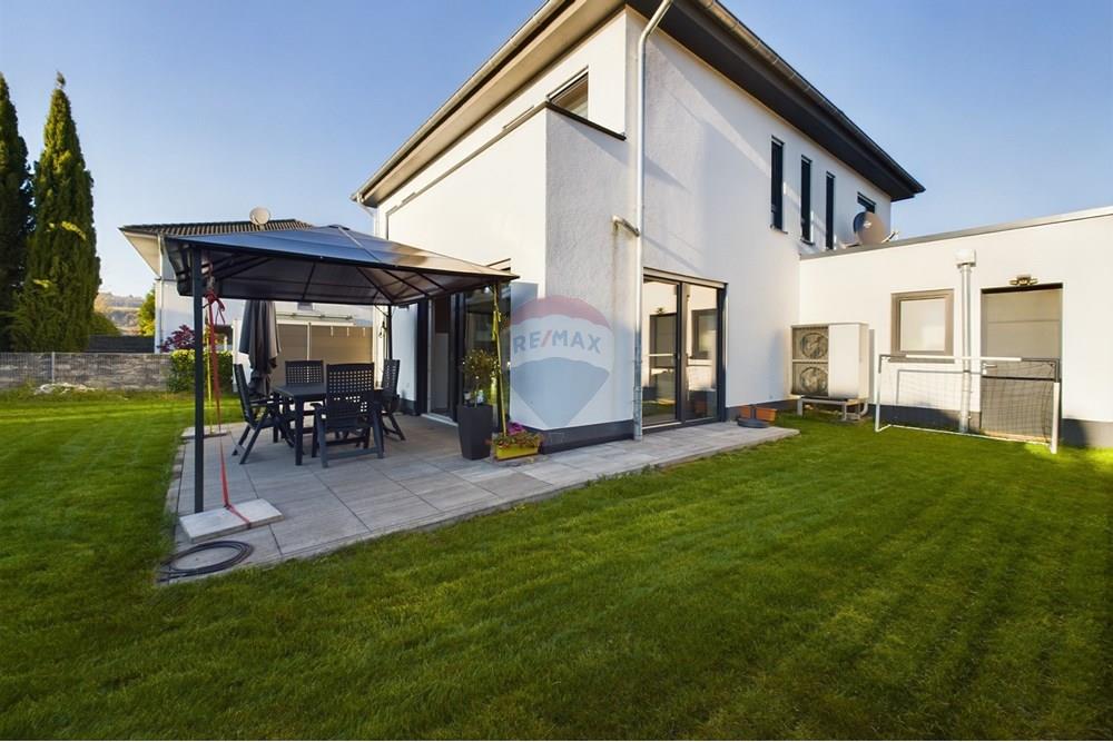 Rezidential - Case/Vile - zFOREIGN PROPERTIES - LU - CAM01380G0-PR0132-STILL015.jpg - 280191011-332