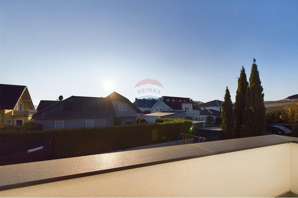 Rezidential - Case/Vile - zFOREIGN PROPERTIES - LU - CAM01380G0-PR0132-STILL029.jpg - 280191011-332