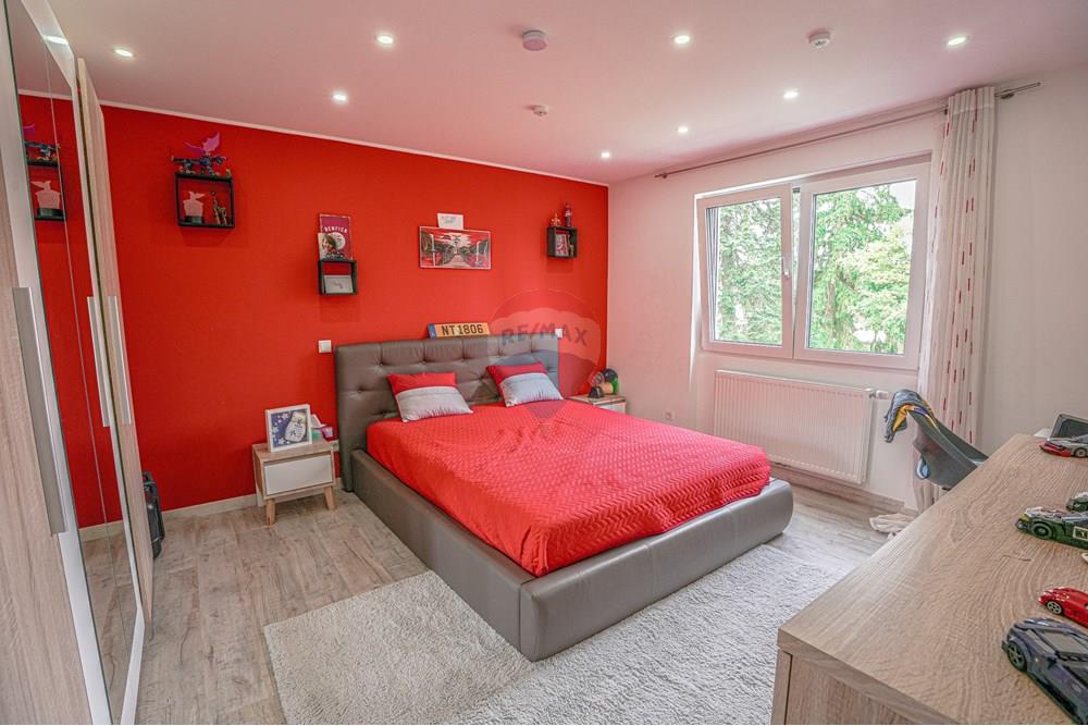 Maison - A vendre - Esch-Sur-Alzette - Photo 17-10-2025 12 21 50.jpg - 280221046-10